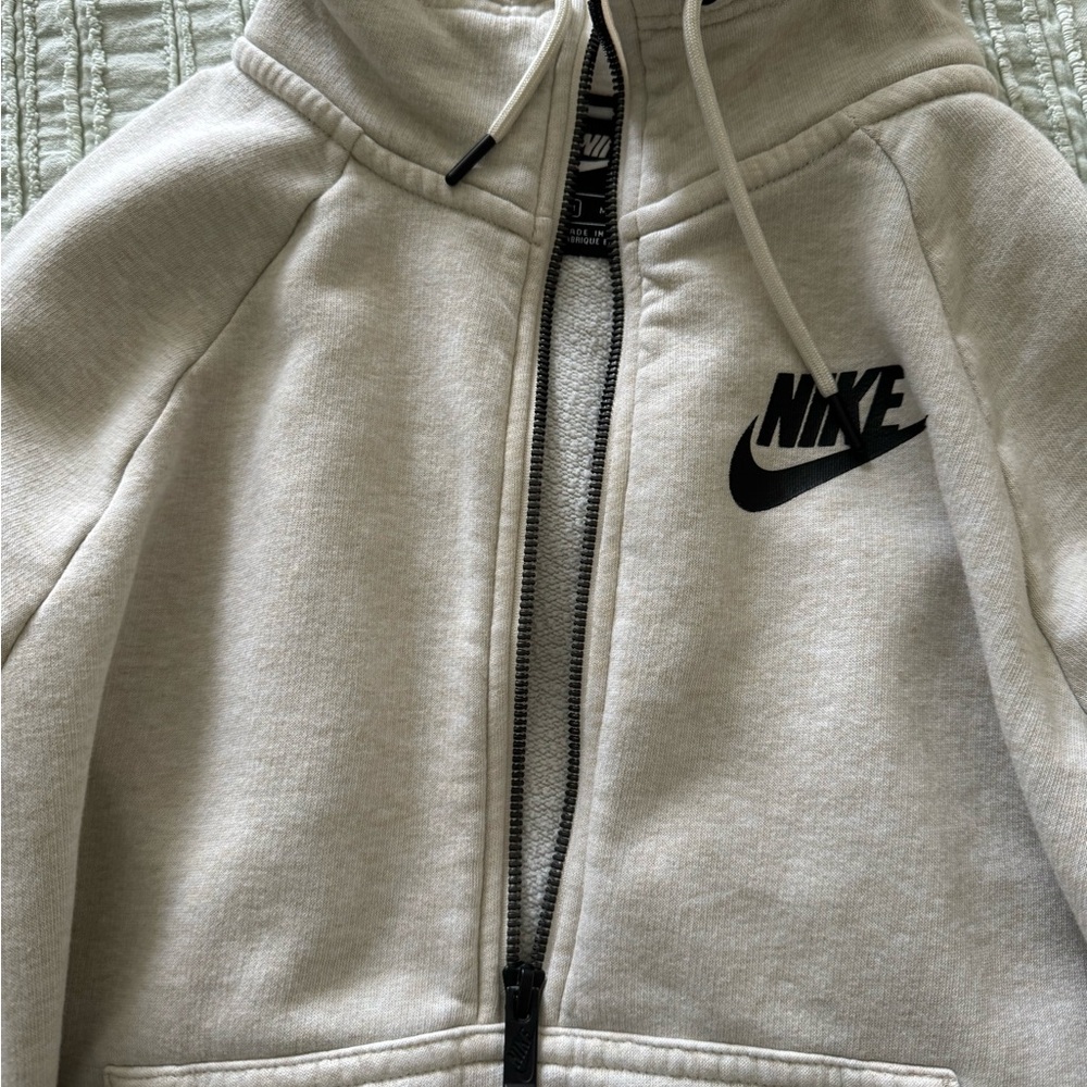 Nike zip up